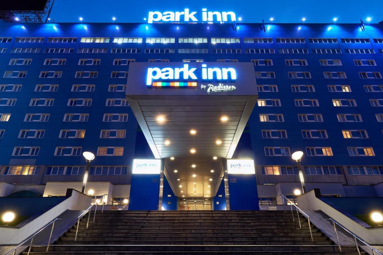 Park Inn By Radisson Sheremetyevo Airport Moscow Chimki Buitenkant foto